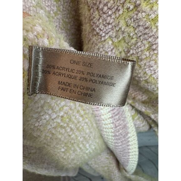 SATURDAY SUNDAY Anthropologie fluffy cozy knit poncho ruana cape wrap OS NWOT - Picture 5 of 10